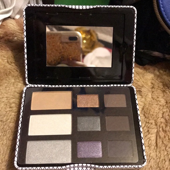 Measurable difference onyx eyes shadow - Picture 2 of 4